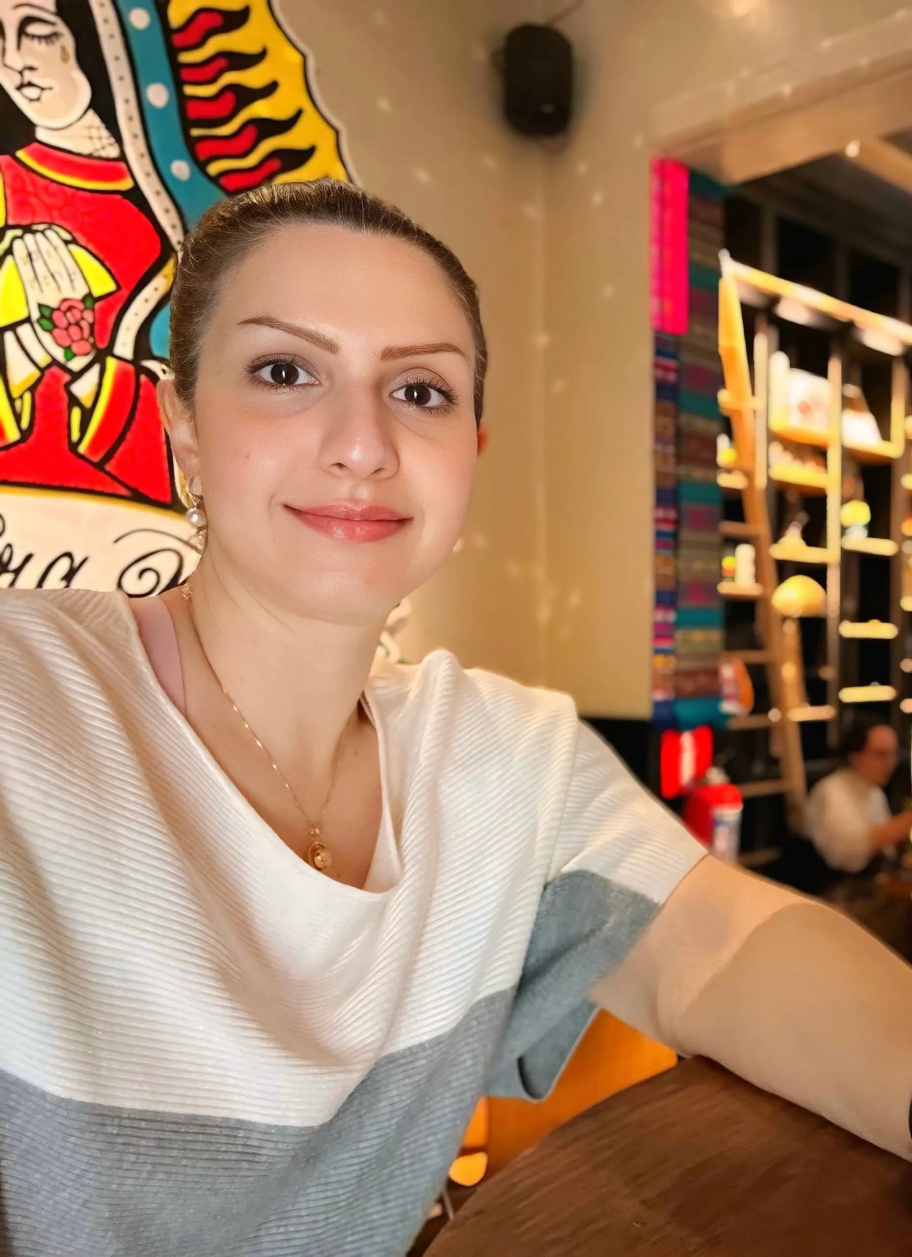 مهنوش امینی